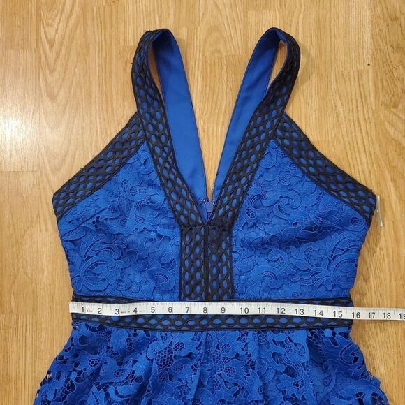 Adelyn Rae Crochet Lace V-Neck Dress - Picture 10 of 14